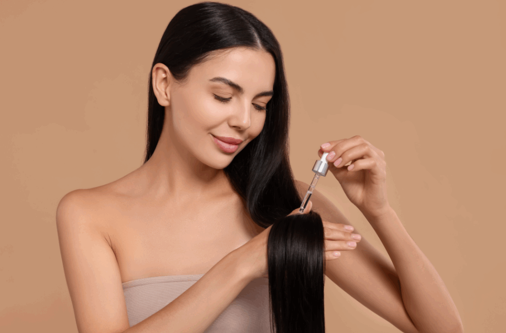 Persona disfrutando de tratamiento facial